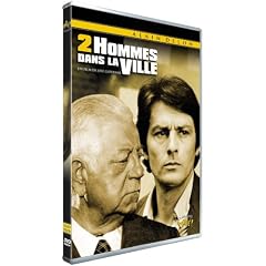 DEUX HOMMES DANS LA VILLE