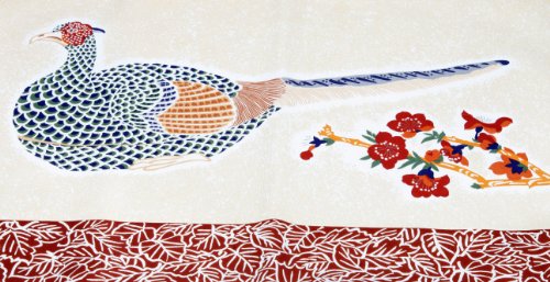 牛首紬の生地に加賀友禅作家デザインで染めた染卓布 (梶山　伸 作)
