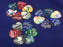 18 Celluloid Guitar Plectrums