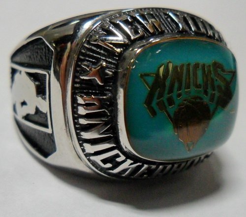 Balfour NBA New York Knicks Ring Size 6 White Gold