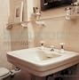 Bathroom Essentials (Essentials (Ryland Peters & Small))