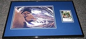 Autographed Devin Thomas Photograph - Framed Rookie Card & Super Bowl Trophy Display Giants - Autographed NFL Photos