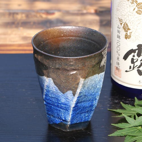 九谷焼 陶器の荒削り焼酎グラス 銀彩（ブルー）
