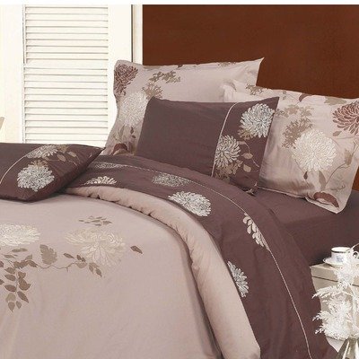 7 Piece Duvet Cover and Sheet Set in Chrysanthemum Size: Queen