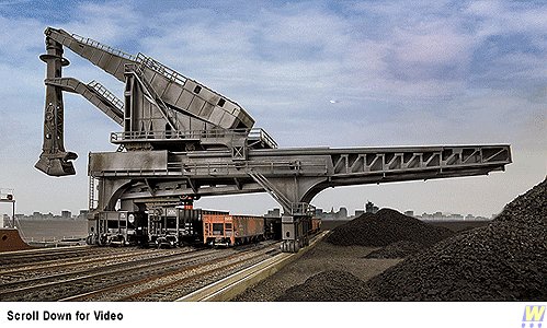 Walthers Cornerstone HO Scale Hulett Unloader Ashland Iron and Steel Structure Kit-image