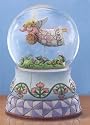 Jim Shore / Heartwood Creek Angel with Flower Musical Snow Globe: Sow Beautiful