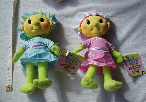 Fifi And The Flowertots Cuddle Me Fifi And Daisy Small Soft Toy
