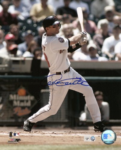 MLB Houston Astros Adam Everett Batting in White Autographed 8-by-10-Inch Photograph