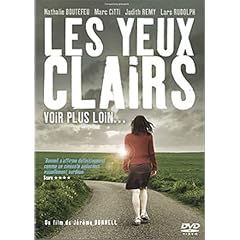 Les yeux clairs