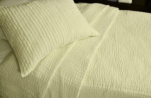 Velvet Butter Cream King Quilt