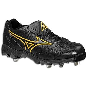 Mizuno Mens 9 Spike Classic Low G4 Cleat Mizuno Men's 9-Spike Classic Low G4 Cleat