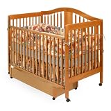 Stork Craft Chelsea 4-in-1 Crib with Drawer in Oak