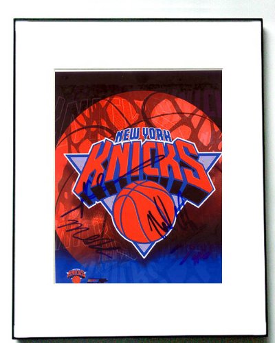 NEW YORK KNICKS Autographed Signed KNICKS LOGO Photo