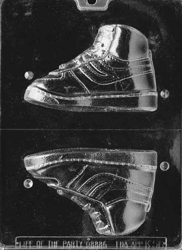 HIGH TOP SNEAKER, RIGHT Kids Candy Mold Chocolate