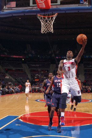 Atlanta Hawks v Detroit Pistons: Rodney Stuckey Photographic Poster Print by Allen Einstein, 16x24