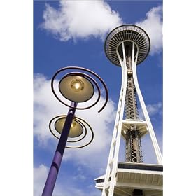 photographie Space Needle and light fixture at the Seattle Center. est disperible en (L x H): 20 ...