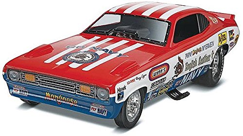 Revell 1:25 Mongoose Plymouth Duster Funny Car Tom McEwen Model Kit