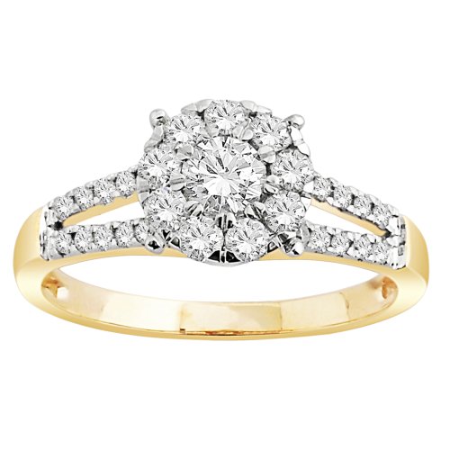 Round cluster diamond engagement rings