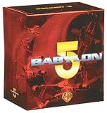 Revue Warner Home Vidéo  / Coffret Babylon 5 (6 VHS) - Intégrale Saison 2 : Nouveau départ / Révélations / La Géométrie des ombres / Une étoile éloignée / L'Ennemi du passé / L'Espion ... de confiance / L'Inquisiteur / Crépuscule /