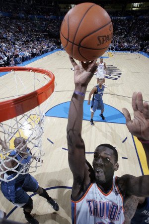 Minnesota Timberwolves v Oklahoma City Thunder: Jeff Green Photographic Poster Print by Layne Murdoch, 8x12