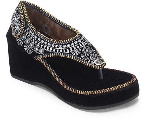 Ethnic Footwears best collections