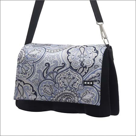 Shootsac Deluxe Shooters Kit, Basic Black Neoprene Lens Bag plus interchangeable TRANQUIL Cover.