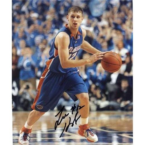 Lee Humphrey Autographed Florida Gators (Blue Jersey) 8x10 Photo