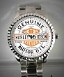 White Enamel Dial with Oil Can Logo. Luminous Hands. Stainless Steel Case and Bracelet. Fold-over Buckle/safety Clasp with Lock. Wr50m/165ft.