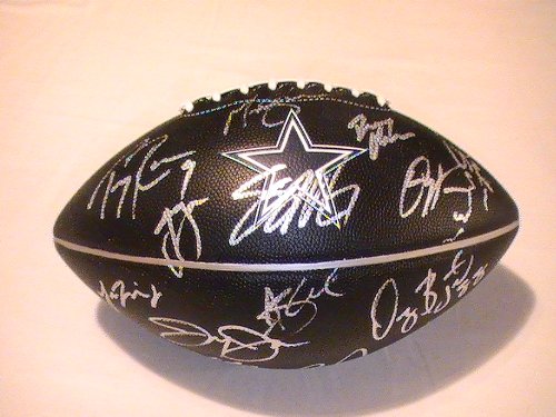 2011 Dallas Cowboys Team Signed Autographed Football Tony Romo Miles Austin Dez Bryant Coa + Hologram
