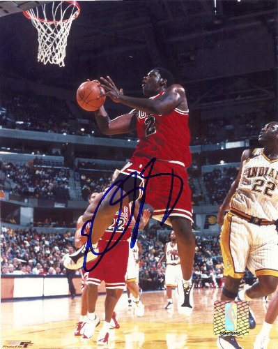 ELTON BRAND,CHICAGO BULLS,DUKE BLUE DEVILS,SIGNED,AUTOGRAPHED,8X10,PHOTO,COA,RARE HARD TO FIND PHOTO