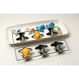 Chicago Metallic 6-Cup Airplane Link Pan by Chicago Metallic