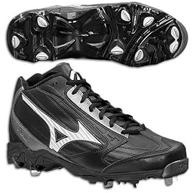 9 Spike Vintage G4 Mid - Mens by Mizuno
