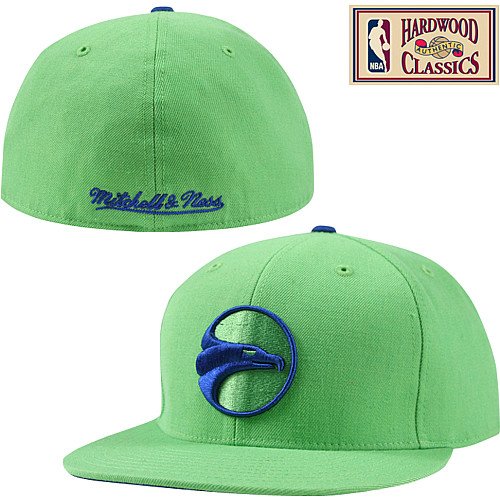 Mitchell & Ness Atlanta Hawks Hardwood Classics Alternate Logo Fitted Hat