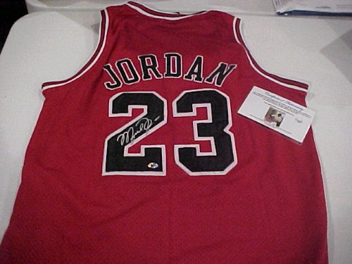 MICHAEL JORDAN Autographed HAND SIGNED CHICAGO BULLS Authentic Jersey - SIZE 52