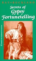 Secrets of Gypsy Fortunetelling (Llewellyn's New Age Series)