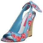 Betsey Johnsons Women's Foster Sandal