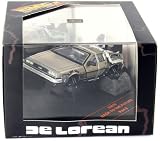 1/43 DeLorean Back To The Future Part II (Flying Version)