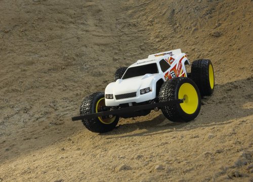 Hot Wheels  Dune Devil Pro Radio Control Vehicle, White