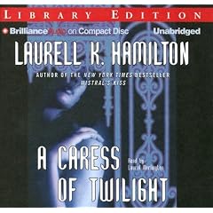 A Caress of Twilight (Meredith Gentry, Book 2)