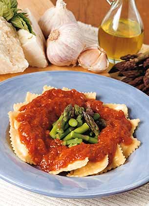 Home Bistro Cheese Ravioli with Garlic-Tomato Sauce by Home Bistro