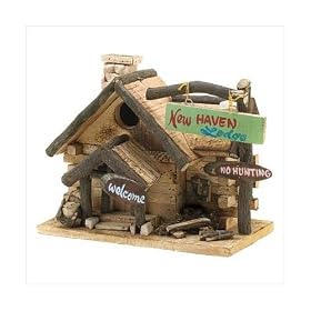 NEW HAVEN LODGE OUTDOOR HANGING DECORATIVE BIRDHOUSE by 