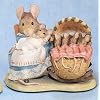 Beatrix Potter Miniature Figurine - Hunca Munca and the Babies (271756)