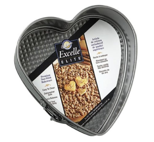 More image Wilton Excelle Elite 9-Inch Heart Springform Pan