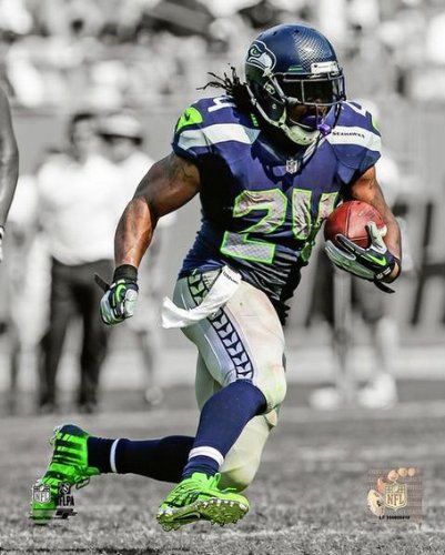 Marshawn Lynch Seattle Seahawks NFL Spotlight Action Photo 8x10