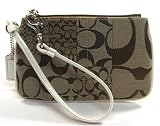 AUTHENTIC COACH SOHO SIGNATURE PATCHWORK WRISTLET 41519 (White Trim)