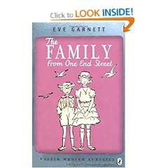 The Family from One End Street (Puffin Modern Classics)