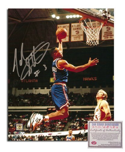 John Starks NBA New York Knicks Hand Signed 8x10 Photograph Dunking Blue Jersey