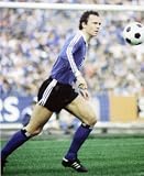 FRANZ BECKENBAUER GERMAN SOCCER LEGEND 8 X 10 PHOTO