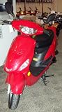 Product details for 2009 Gas Powered 49cc Scooter (Red)