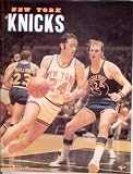NEW YORK KNICKS MAGAZINE 1975-76, Vol. 9, No. 3 (Bill Bradley on cover)